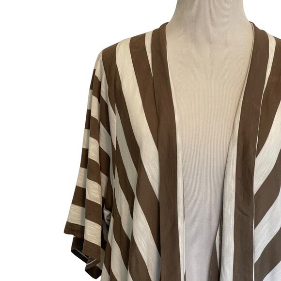 Chico's Striped Topper Size 1 (Womens Medium) Brown White Asymmetrical Cardigan - Picture 2 of 6